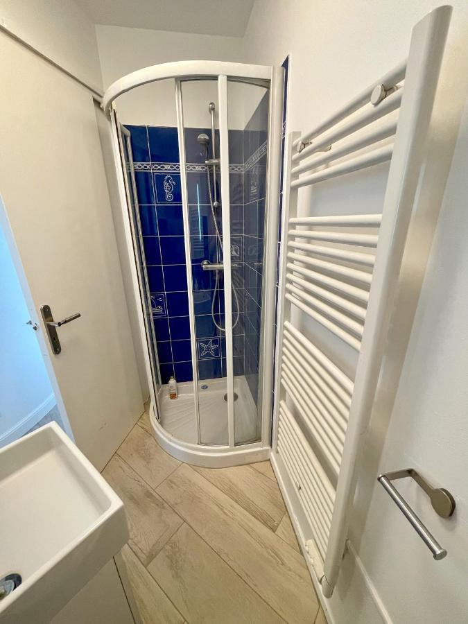 Studio Renove Avec Terrasse Et Vue Unique ! ก็อง ภายนอก รูปภาพ