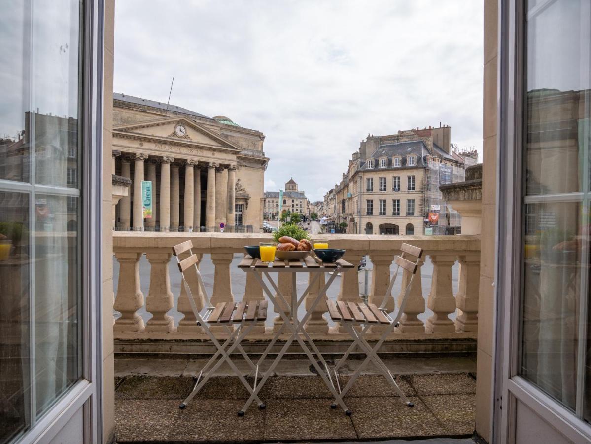 Studio Renove Avec Terrasse Et Vue Unique ! ก็อง ภายนอก รูปภาพ